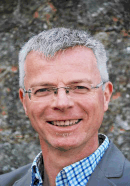 Portrait Otmar Schneider, Kursleiter im Haus Klara, den Tagungshaus der Oberzeller Franziskanerinnen